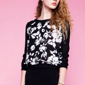Black and White Floral Long Sleeve